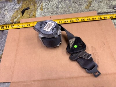 Jeep Patriot 2007-2010 cinturón de seguridad trasero pasajero derecho Foto 1 de 4