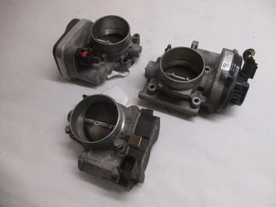 Conjunto de válvula de carrocería de acelerador Jeep Wrangler Dodge Ram 1500 1 k OEM LKQ Foto 1 de 3