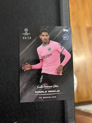 Ronald Araujo RC FC Barcelona 2021 Topps O Jogo Bonito 05/10 - Image 1 of 2