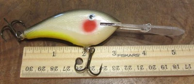Norman Tennessee KIL'ER TN-KIL'ER No Rattle Wood Crankbait Lure - Image 1 of 4