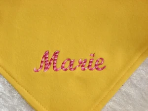 Pañuelo con Nombres Pañuelo Triangular para Niños Nombre Deseado - Imagen 1 de 21