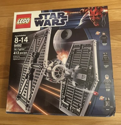 LEGO Star Wars: Tie Fighter (9492) con 4 mini figuras Foto 1 de 4