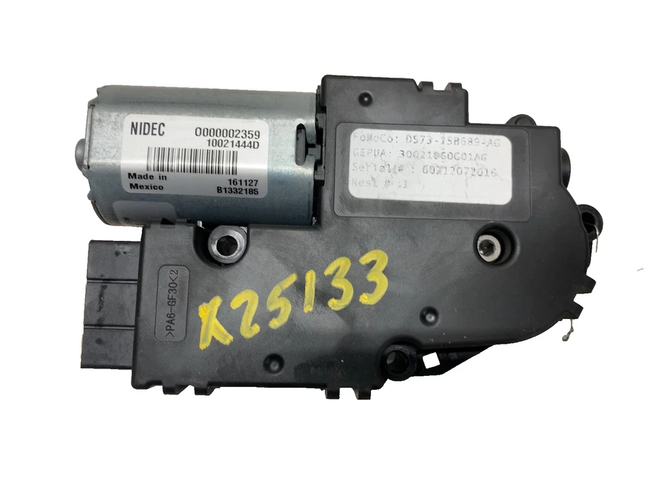13-20 FORD FUSION Sun Roof Motor DS7Z15790A - Изображение 1 из 2