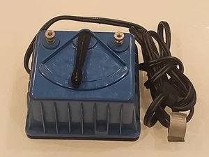 LIONEL MT CLEMENS MICH TOY TRANSFORMER - Picture 1 of 3