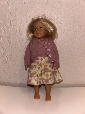 Mini muñeca American Girl Kittredge Kittredge Foto 1 de 4