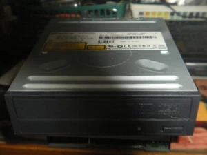 Hitachi-LG DVD Writable CD-RW Internal Drive GWA-4164B black benzel - Picture 1 of 4