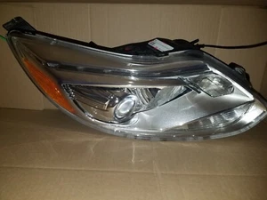 2012 - 2018 FORD FOCUS EV ELECTRIC PASSENGER RIGHT HID XENON HEADLIGHT HEAD LAMP - Picture 1 of 24