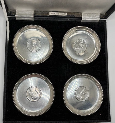 4 лотка из чистого серебра с индийскими серебряными рупиями, встроенными в оригинальный футляр - Изображение 1 из 4