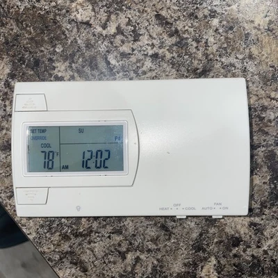 RiteTemp 8050c Universal 7-Day Programmable Thermostat - Image 1 of 4