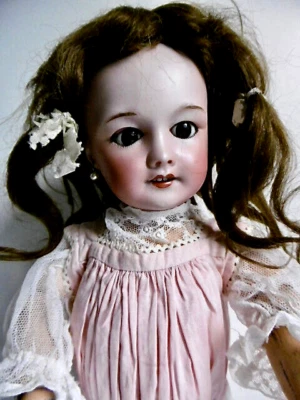 POUPÉE ANCIENNE TÊTE SFBJ 301 + "TÊTE JUMEAU" EN ROUGE CORPS BÉBÉ JUMEAU 40 cm - Photo 1/4