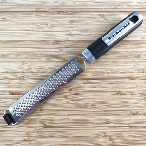 Slim KitchenAid Zester 5" x 1" Klinge Gesamtlänge 10-1/2" Schwarz & Splitter - Bild 1 von 5