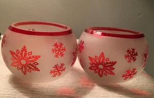 SET DUE PORTACANDELE VOTIVI IN VETRO SMERIGLIATO/FIOCCO DI NEVE - Foto 1 di 4