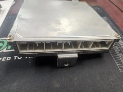 Автоматический компьютер двигателя 1,7 л (SOHC) 2001-2003 Honda Civic 37820-PLM-L57 - Изображение 1 из 2