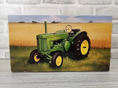 ERTL John Deere Model 60 Tractor 1955-1956 Two Cylinder Expo XI 2001 1:16 - Image 1 of 4