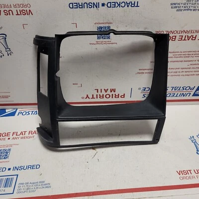 Bisel faro derecho derecho derecho Jeep Cherokee 1984-1993 84 85 86 87 88 89 90 91 92 93 Foto 1 de 4