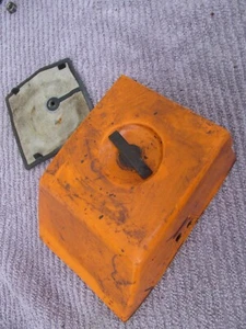 Genuine OEM McCulloch 610 air box top cover - Picture 1 of 10