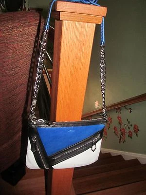 Bolso de hombro bandolera Botkier Cruz azul/negro/blanco precio de venta sugerido por el fabricante 230,00 USD Foto 1 de 4