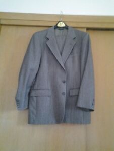 Men's Herringbone All Wool 2 Piece Suit by Barrister, Size 42 Regular