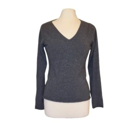 Geneva 100% Cashmere Gray Long Sleeve V-Neck Fitted Sweater - L - Image 1 of 4