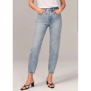 Abercrombie & Fitch the 80s Mom Jeans High Rise  - Bild 1 von 9
