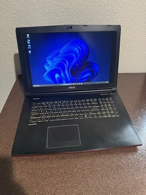 400 $ Obo MSI Apache ProWindows 11 Computadora Portátil para Juegos Batería Nueva 128 GB 1 TBHDD Foto 1 de 4