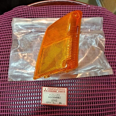 1978 79 80 Dodge Colt универсал новый из старых запасов Mitsubishi правый парк поворотник лампа объектив - Изображение 1 из 4