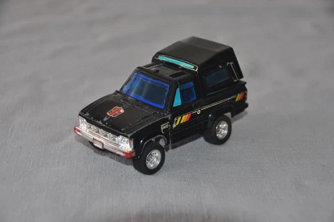 Vintage 1984 Hasbro Transformer Trailbraker G1 Trailblazer, Broken Cover