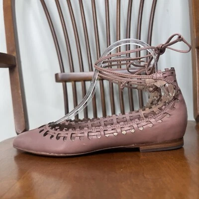 Zapatos planos de ballet Via Spiga Sammy lavanda púrpura envolventes con tiras para mujer talla 6”  Foto 1 de 4