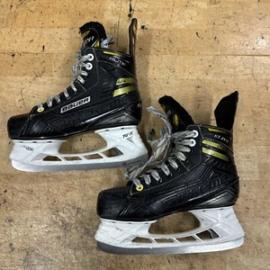 BAUER SUPREME ELITE ice HOCKEY SKATES Size 4 EE - Picture 1 of 15
