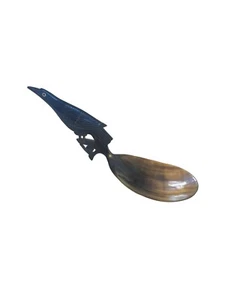 Vintage Hand Carved Water Buffalo Bird Animal Spoon Etched Handle - Picture 1 of 5