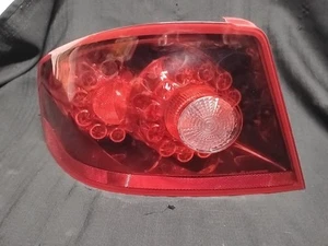 Conjunto de luces traseras laterales para pasajero izquierdo Dodge Avenger 2011-2014 05182523AB - Imagen 1 de 6