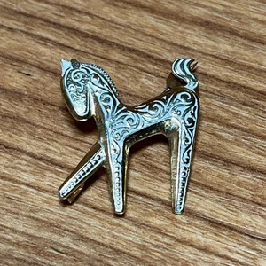 Vintage Damascene Etched Horse Pin Brooch Signed Spain Small Gold Tone White - Picture 1 of 5