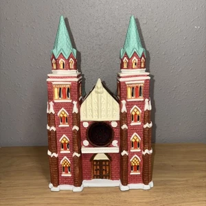 Noma Dickensville Coleccionable Iglesia de la Trinidad Porcelana Iluminado Pueblo de Navidad - Imagen 1 de 12