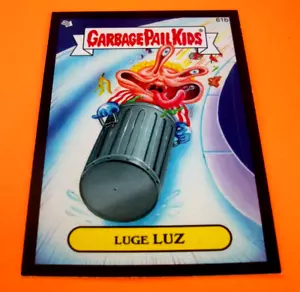 2014 Garbage Pail Kids primera serie borde negro "LUGE LUZ" #61b pegatina - Imagen 1 de 1