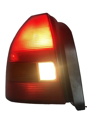 Luz trasera izquierda lado del conductor 2 puertas OEM para Honda Civic EK EK3 EK4 EJ6 1996-2000 Foto 1 de 4