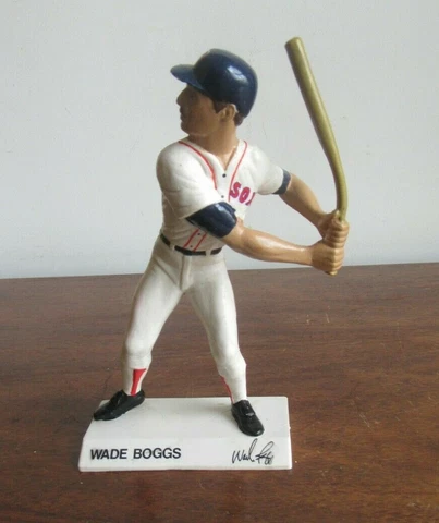 WADE BOGGS - Baseball Superstar Statues 1988 Boston Red Sox Cover