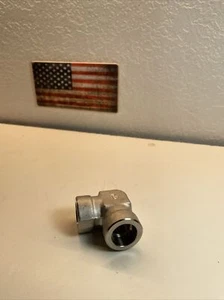 CAJON 316 Pipe Fitting Elbow - Picture 1 of 10