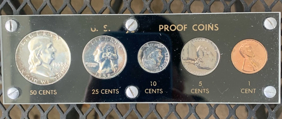 1958 US Mint Silver Proof Set In Vintage Black Acrylic Holder - Image 1 of 4