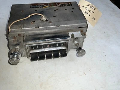 Radio AM ORIGINAL OEM GM 1966 Chevrolet Impala Belair BONITAS PERILLAS 986545 45 PIEZAS Foto 1 de 4