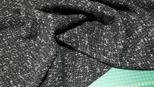 New - Medium Weight - Navy and Grey Wool Mix Boucle Suiting Fabric W 150 cm - Picture 1 of 2