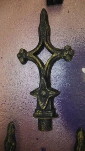 Gothic Cross ✝️ Iron Hood Ornament Rat Rod Big Rig Antique Looking SOLID Metal - Picture 1 of 3