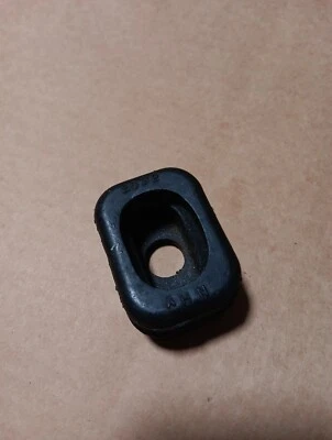 Corvette 1953-1962 Engine Mount LOWER (1) NOS GM# 3700332 - Image 1 of 3