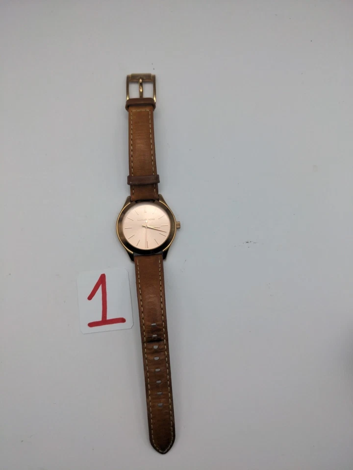 Reloj para mujer Michael Kors MK-3425A tono oro rosa con correa de cuero marrón Foto 1 de 4