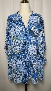 Investments Woman Blouse Tunic Shirt Top 2X Short Sleeve V-Neck Watercolor Blue - Picture 1 of 12