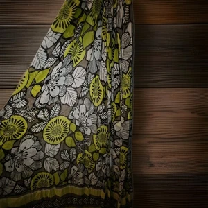 Vera Bradley Zitrone Schal weiches Fransen Viskose Material - Bild 1 von 2