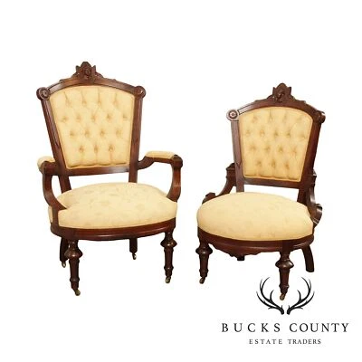 Antiguo par de sillones victorianos de nogal para él y ella Foto 1 de 4