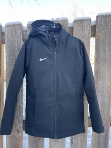 Chaqueta con capucha parka aislada Nike Team negra para hombre talla XS - Imagen 1 de 6