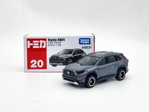 Takara Tomy Tomica Die-cast Car Scale 1/66 - NO.020 Toyota RAV4 (Asia ver.) - Picture 1 of 2