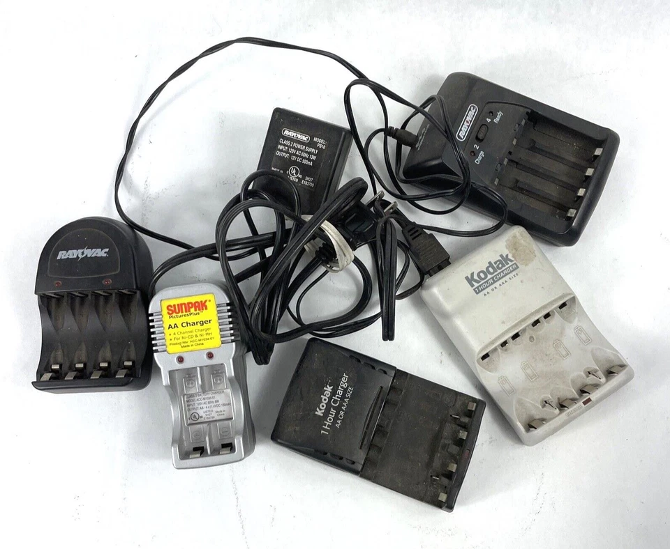 Lote de 5 cargadores de batería AA o AAA, Kodak Subpar Rayovac Foto 1 de 4