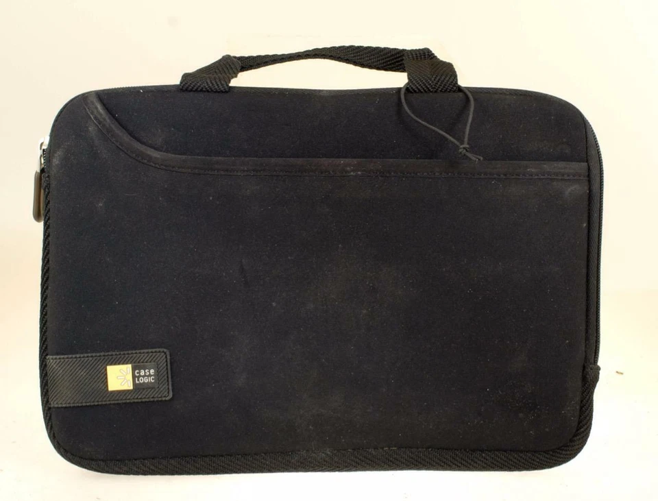 CASE LOGIC CHROMEBOOKS™/ULTRABOOKS™ SLEEVE -BLACK REF 3714V - Image 1 of 1